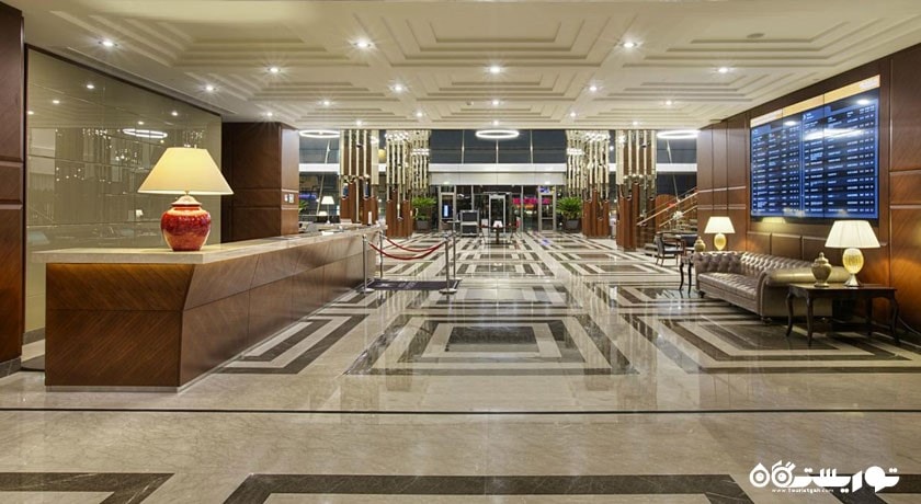 لابی هتل دبل تری بای هیلتون آوجیلار